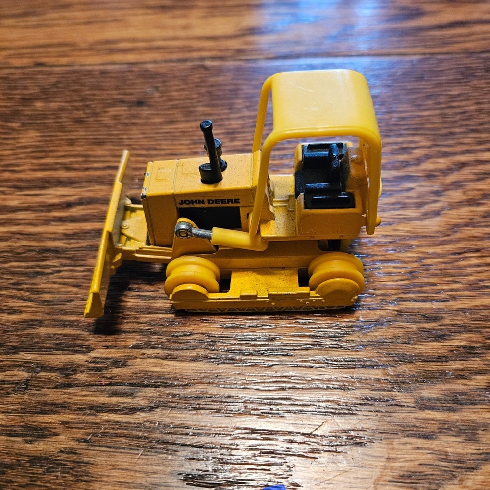 John Deere Bulldozer Ertl Diecast Yellow Construction Toy Crawler 3.5 Inch